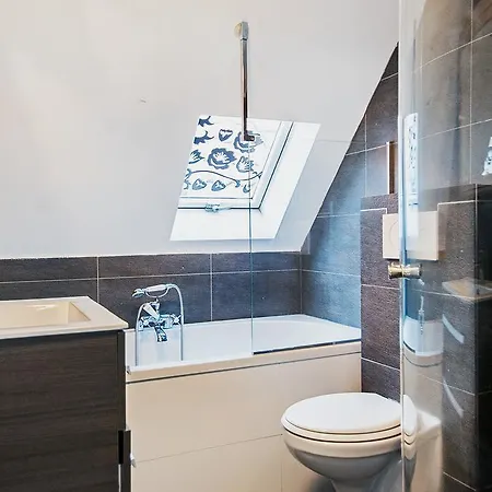 Apartamento Trendy Top-floor Retreat