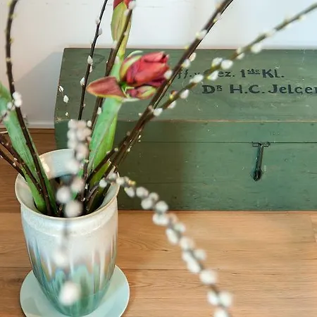 Trendy Top-floor Retreat Appartamento *