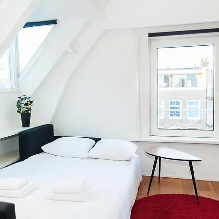Appartamento Trendy Top-floor Retreat *